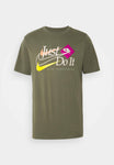 Nike T-Shirt Sportswear BRAND RIFFS olive - Kopensneakers Marken Schuhe stark reduziert